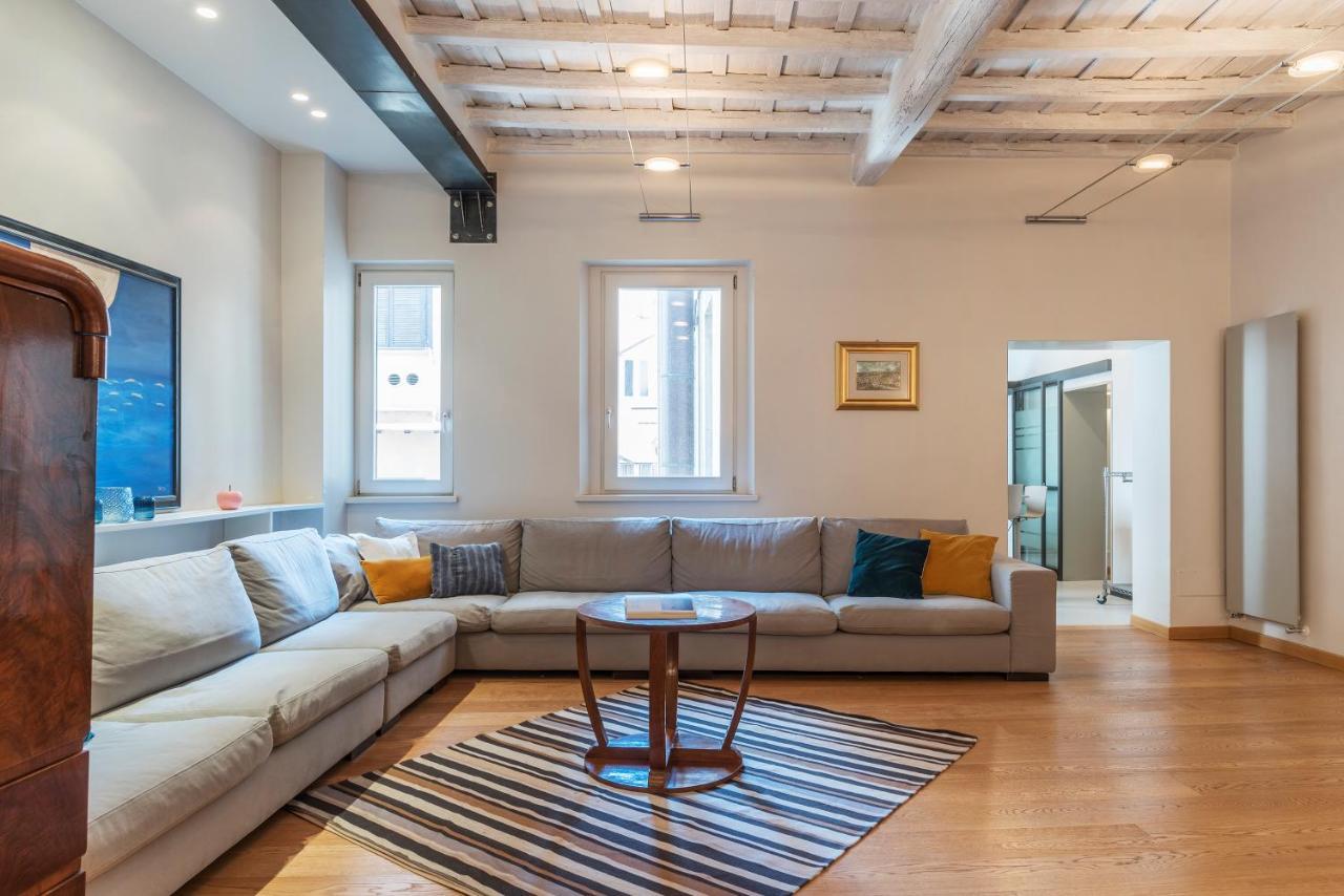 Piazza Navona Elegant Apartment Roma Ngoại thất bức ảnh