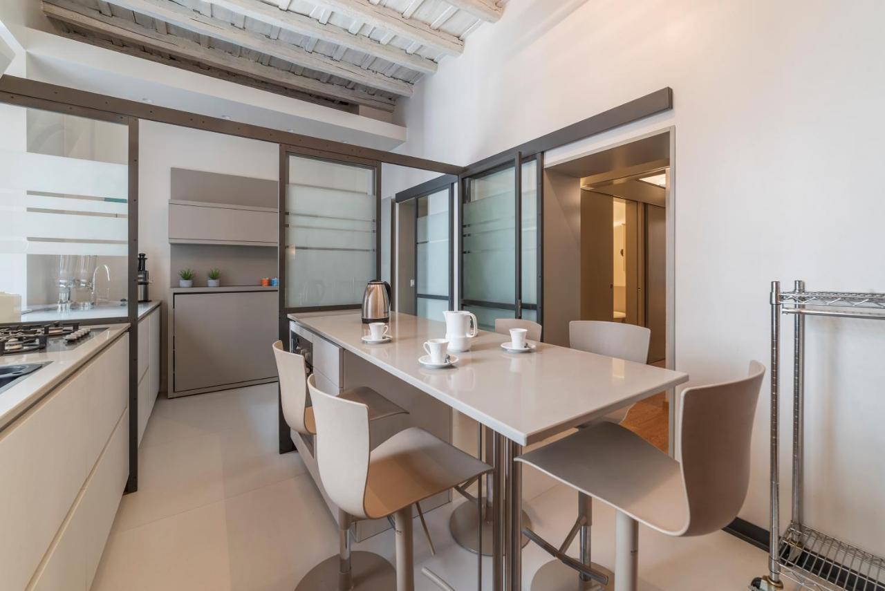 Piazza Navona Elegant Apartment Roma Ngoại thất bức ảnh
