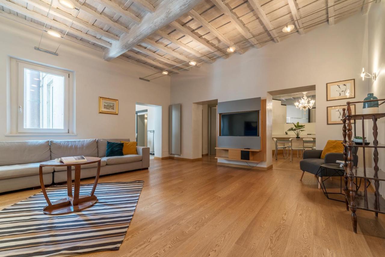 Piazza Navona Elegant Apartment Roma Ngoại thất bức ảnh